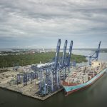 Maersk acelera la descarbonización de la flota con 8 grandes buques oceánicos para operar con metanol neutro en carbono